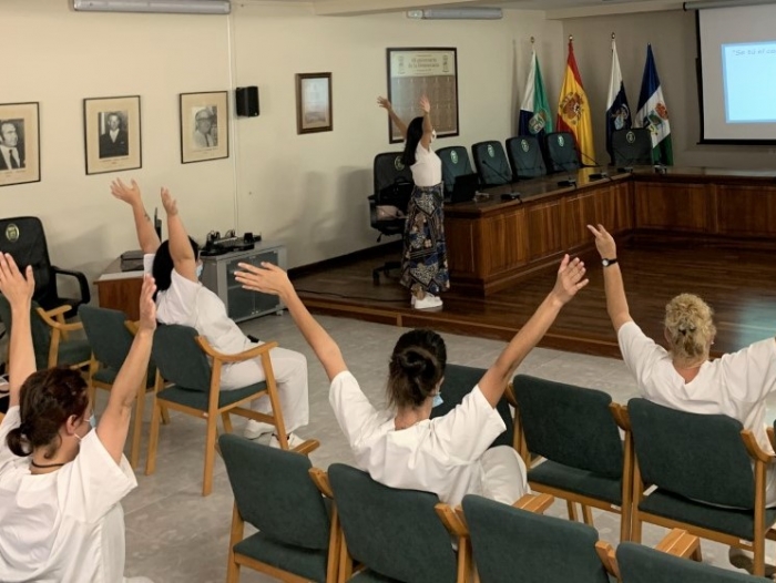 “Cuidar a quienes cuidan” Un taller dirigido a  las auxiliares del Servicio de Acompañamiento Social de La Frontera