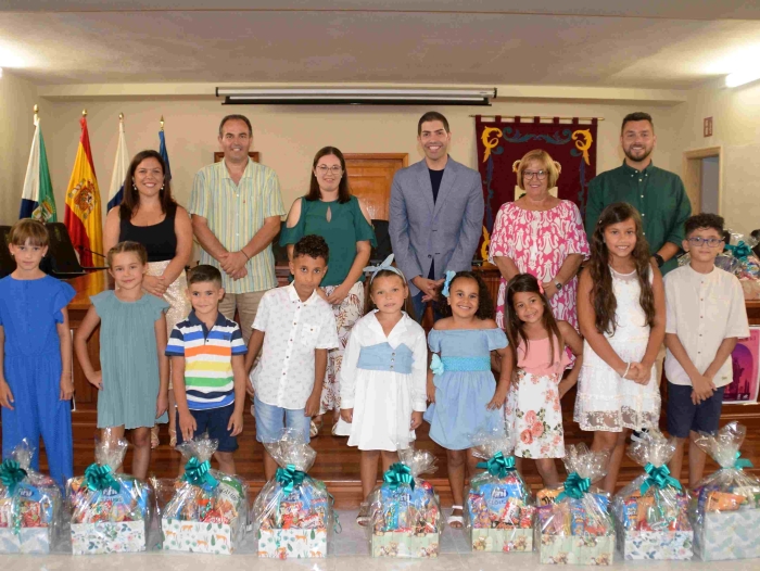 Todo listo para celebrar la Gala de Elección Infantil a Rey y Reina de las Fiestas Patronales de La Frontera 2023