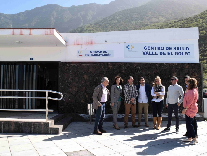 La consejera de Sanidad del Gobierno de Canarias visita el Ayuntamiento de La Frontera